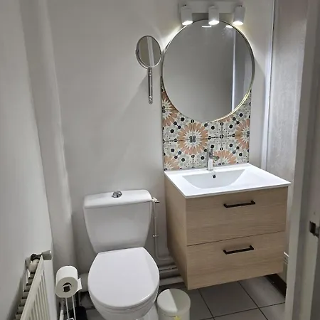 Izar-sils Apartment *